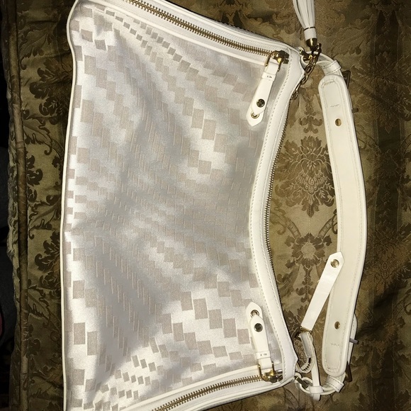 Authentic Cole Haan shoulder bag!! - Picture 2 of 4